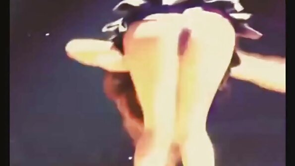 الساخنة شواذ أسفل سكس مساج عالمي يحصل التقطه