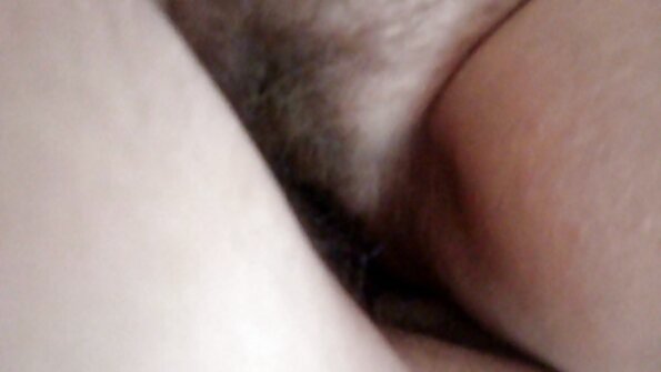 مثلية ميلف الأكل العصير كس والحديث القذرة سكس عالمي مترجم جديد